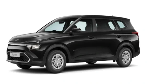 Kia carens on road price