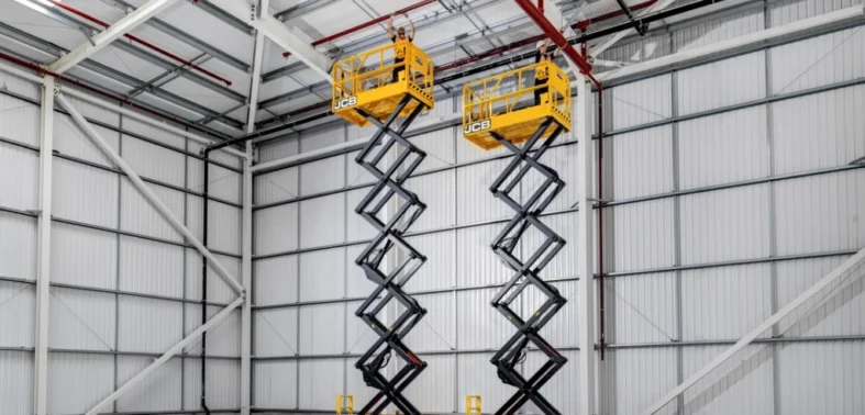 s4046e-and-s3246e-electric-drive-scissor-lift-in-construction-application s4046e-and-s3246e-electric-drive-scissor-lift-in-construction-application
